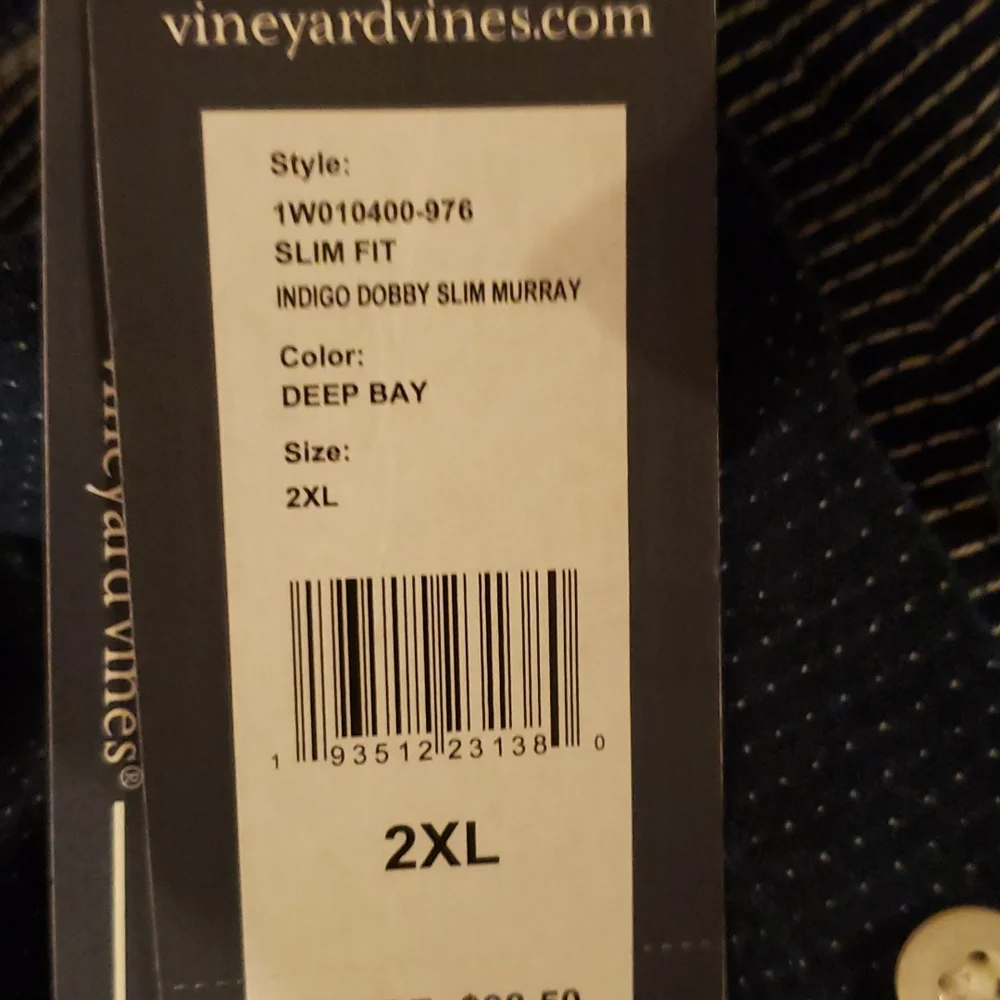 Men's XXL Vineyard Vine's Slim Fit Murray Shirt in navy blue - Picture 2 of 5